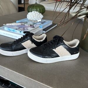 Dr. Scholl’s shearling sneakers